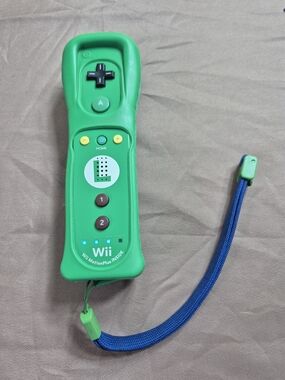 Official Nintendo Wii Remote Plus - Luigi Special Edition (Green/Blue) - Tested